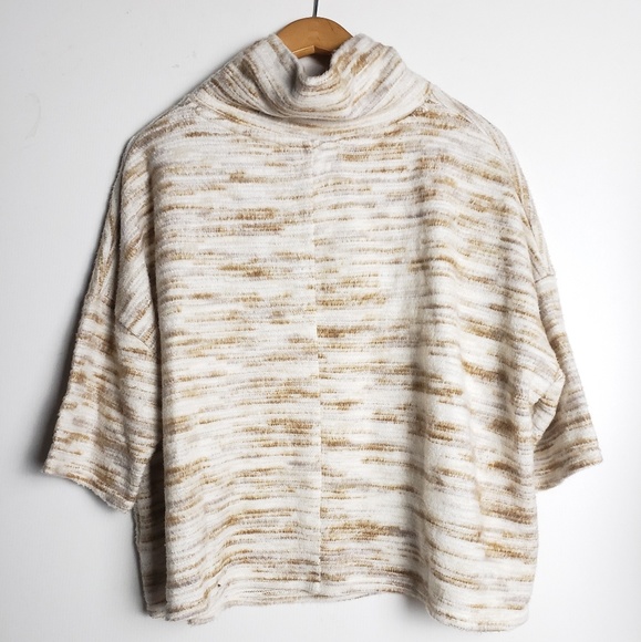 SILENCE & NOISE Urban Outfitters Sweater! - Picture 5 of 5